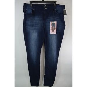 Celebrity Pink Body Script Super Slimmer Size 18